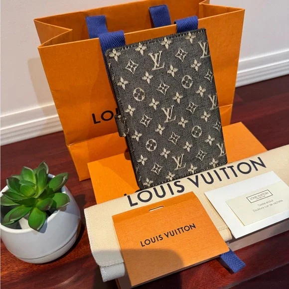 SOLD - 💎RARE Authentic Louis Vuitton Monogram Denim Agenda PM - Picture 7 of 16